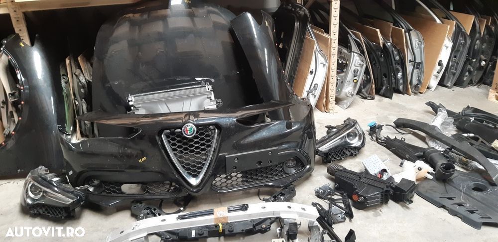 Fata completa Alfa Romeo Stelvio 2018 - 7