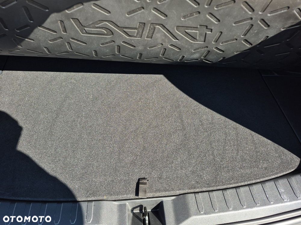 Toyota RAV4 - 22