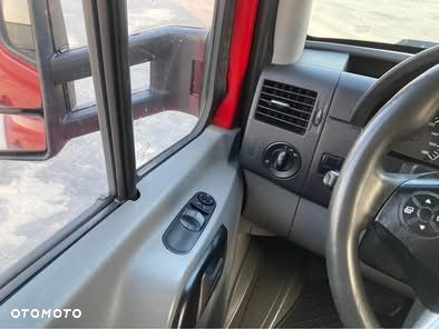 Mercedes-Benz Sprinter - 18