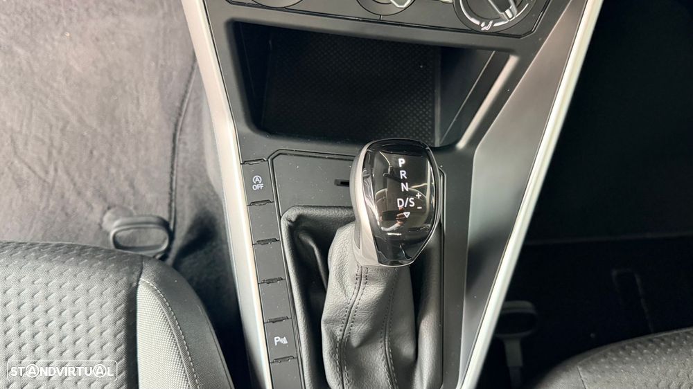 VW Polo 1.0 TSI Urban DSG - 10
