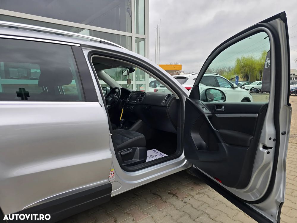 Volkswagen Tiguan - 10