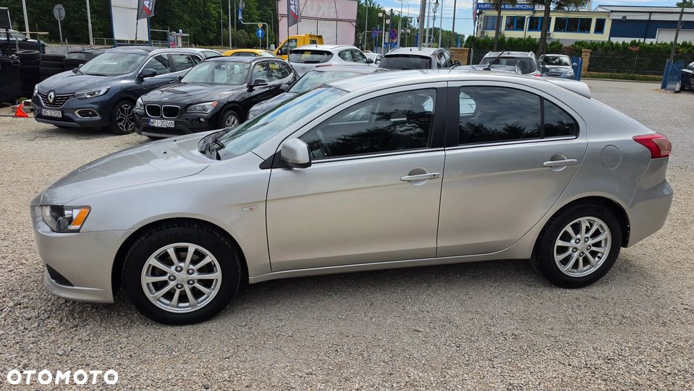 Mitsubishi Lancer 1.6 Invite - 10