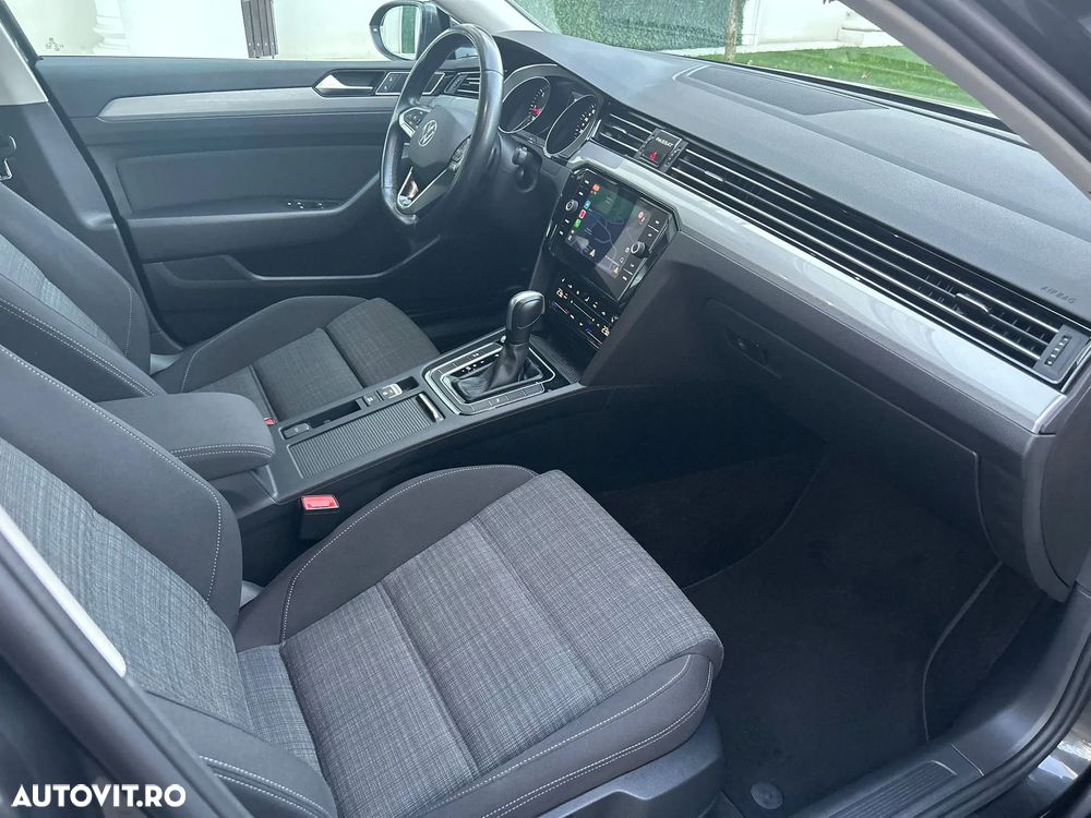 Volkswagen Passat Variant 2.0 TDI SCR DSG Comfortline - 3