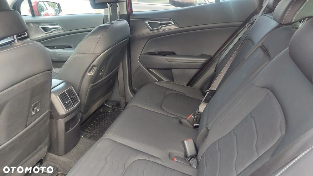 Kia Sportage 1.6 T-GDI PHEV Business Line 4WD - 8