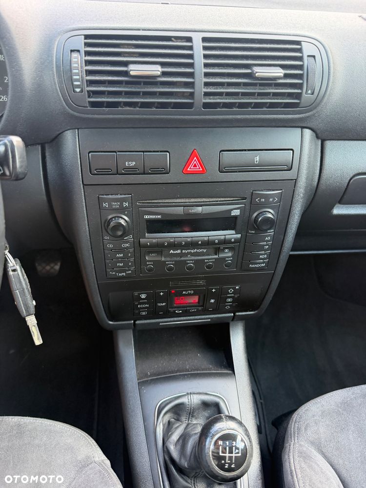 Audi A3 Sportback 1.6 Ambition - 14
