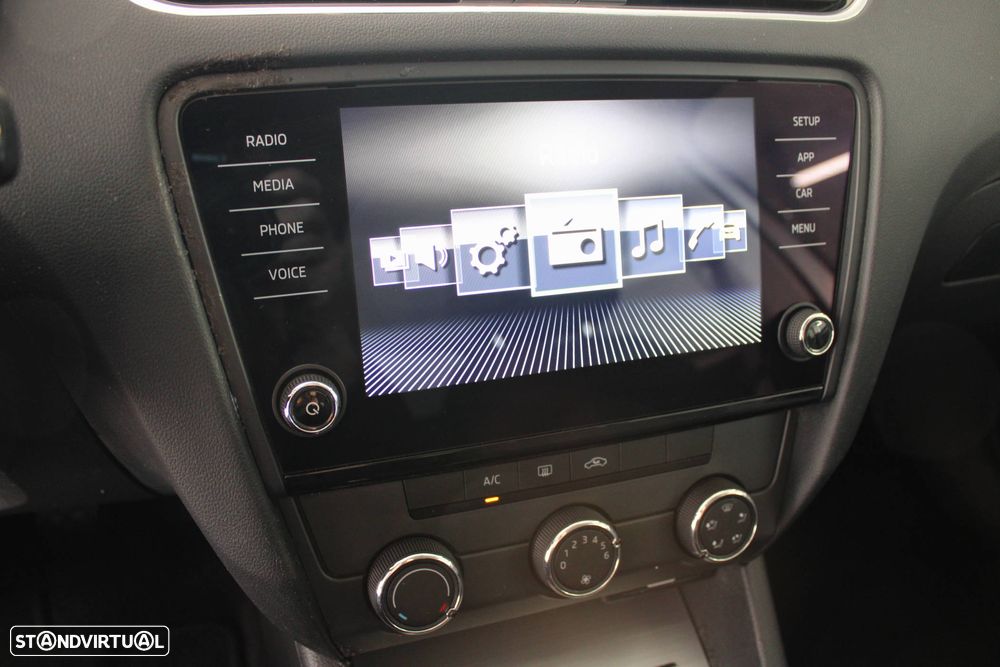 Skoda Octavia 1.6 TDI Ambition - 11