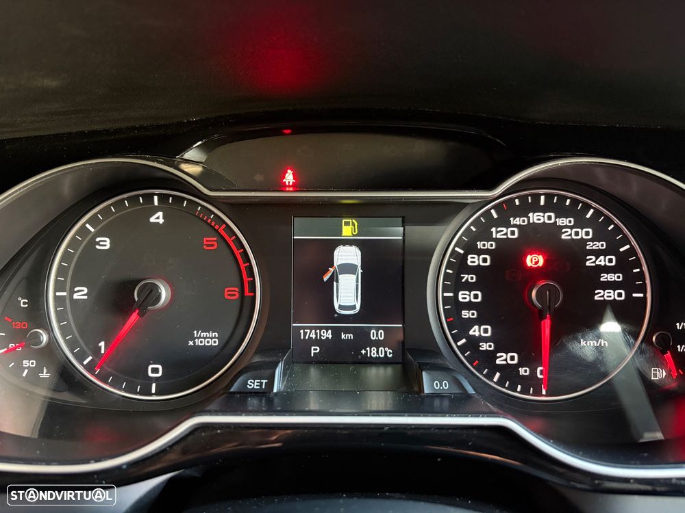 Audi A4 Avant 2.0 TDI DPF clean quattro S tronic S line Sport Pack - 45