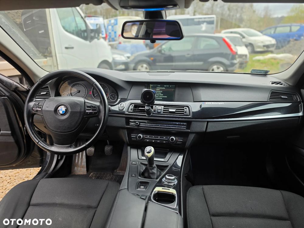 BMW Seria 5 520d Blue Performance - 16