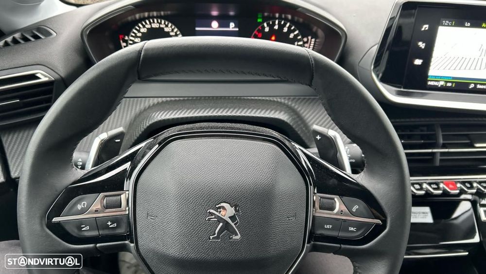 Peugeot 208 1.2 PureTech Allure Pack EAT8 - 8