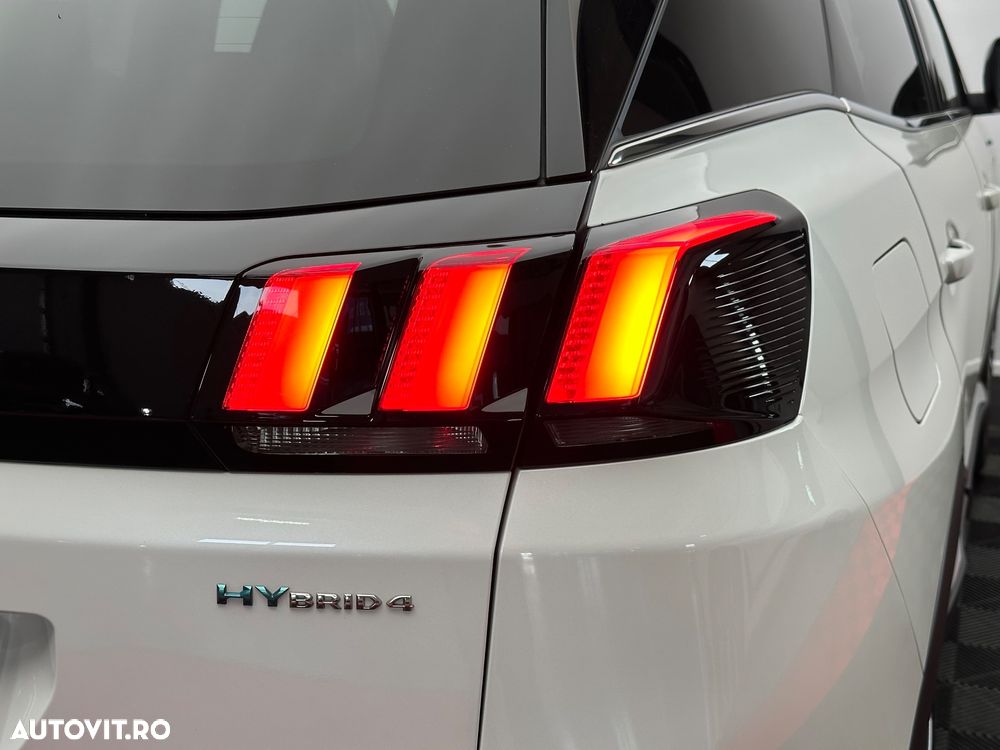 Peugeot 3008 PHEV EAT8 4X4 GT Pack - 34