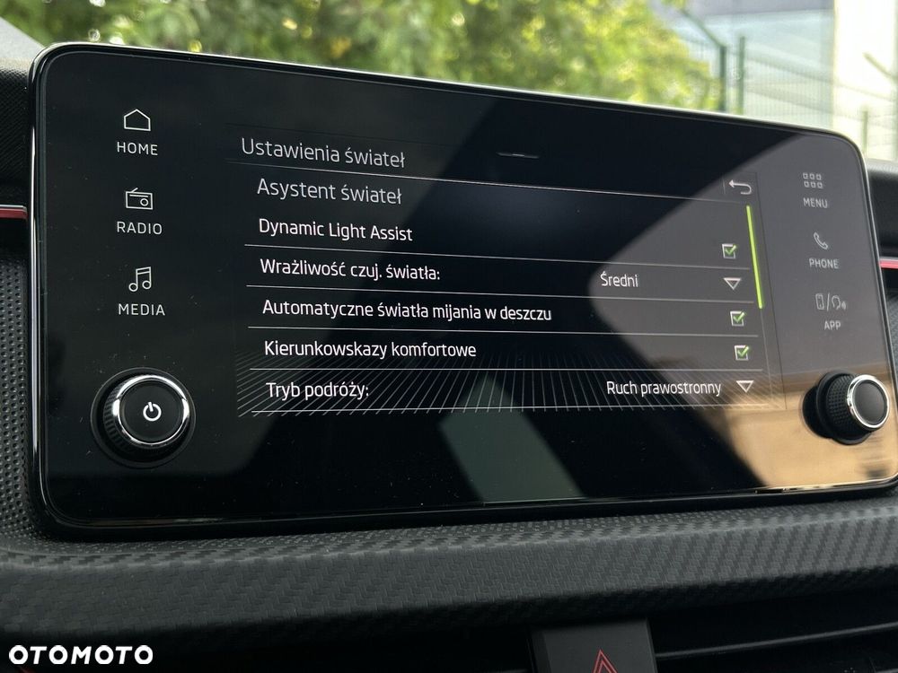 Skoda Kamiq 1.0 TSI Monte Carlo DSG - 25