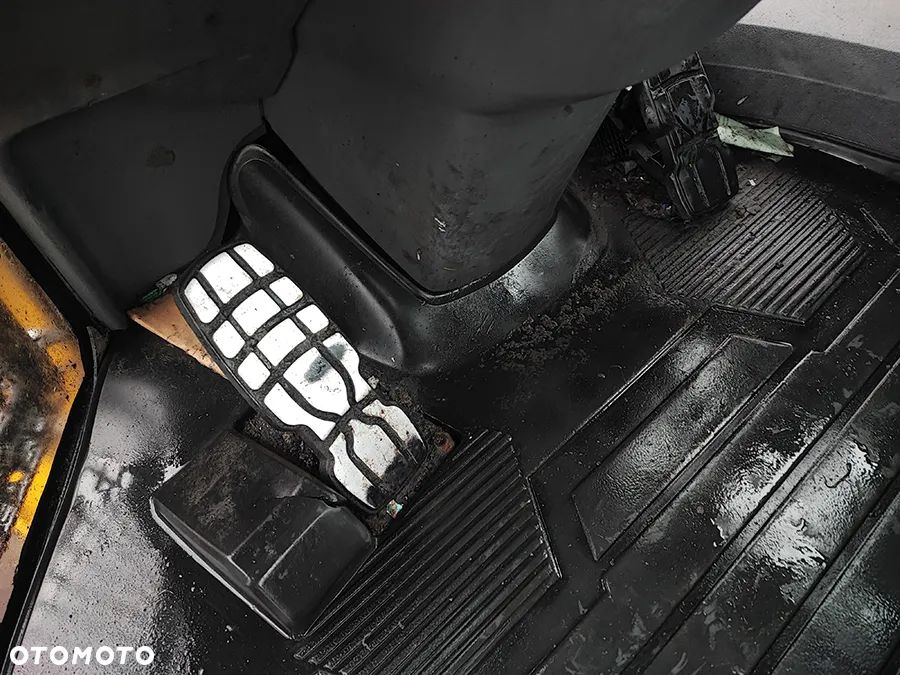 Caterpillar 930K - 14