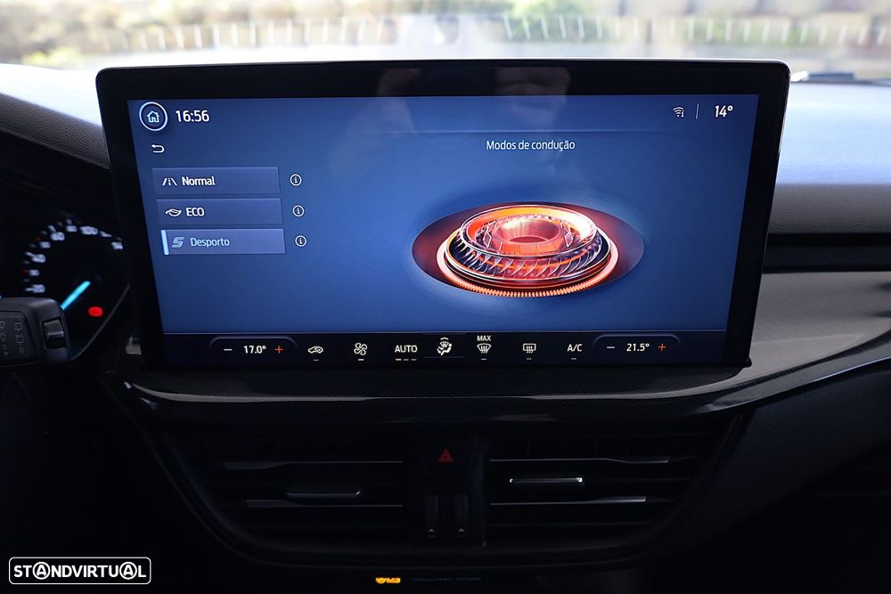 Ford Focus SW 1.0 EcoBoost MHEV ST-Line X - 31