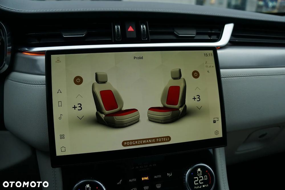 Jaguar F-Pace 2.0 P250 mHEV AWD R-Dynamic Black - 32