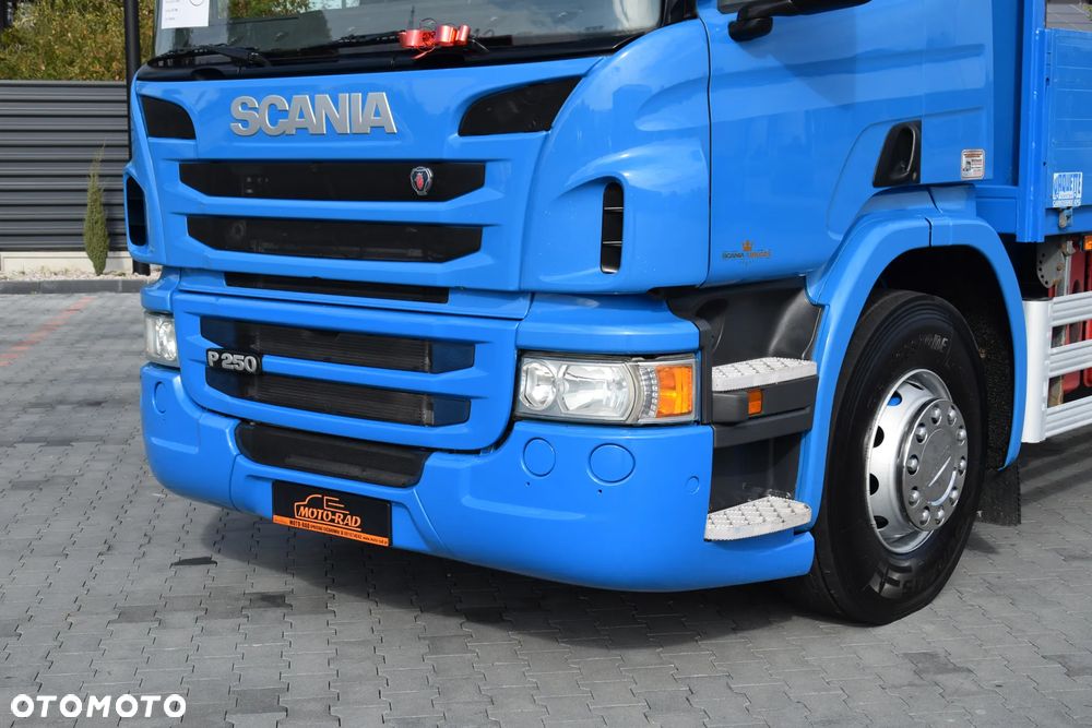 Scania P250 / EURO 6 / SKRZYNIA 7.8 M / WINDA DHOLLANDIA / PODUSZKI NA TYLNEJ OSI / RETARDER / KLIMA / TEMPOMAT / SERWISOWANY / SPROWADZONY - 9