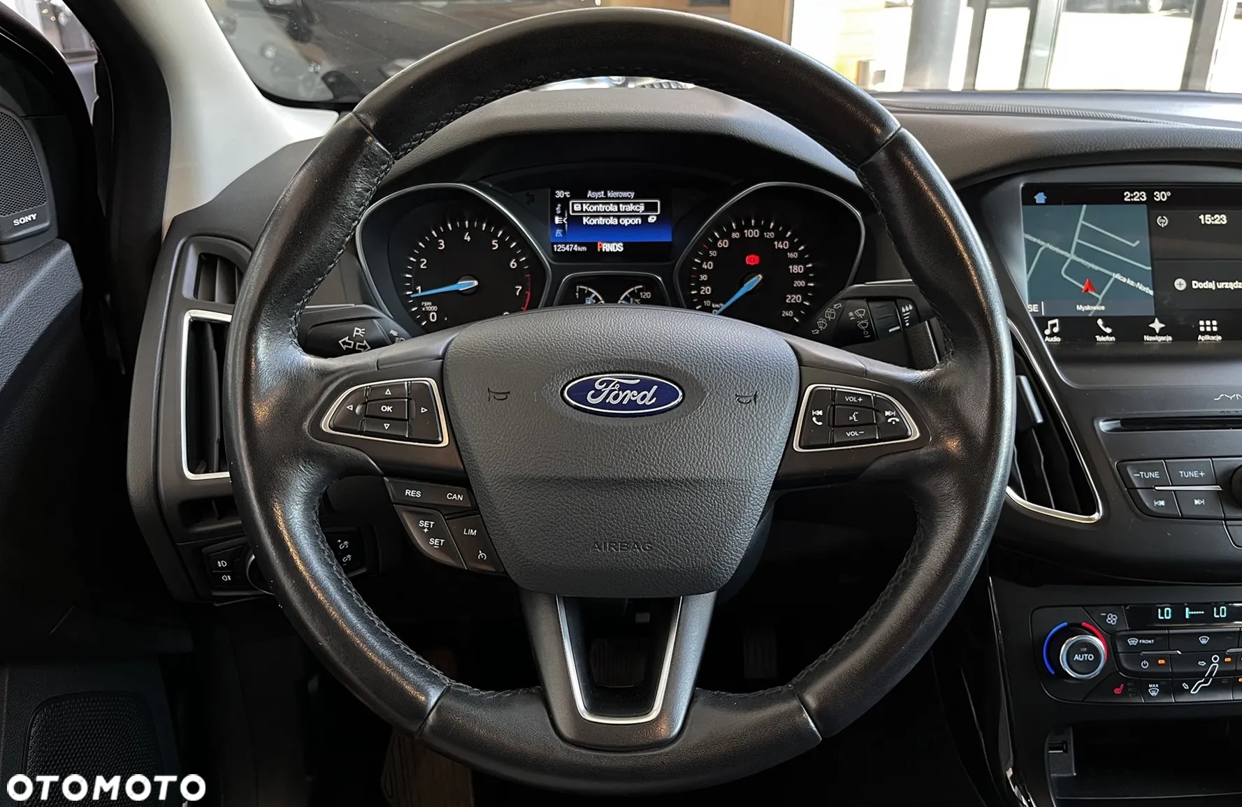 Ford Focus 1.0 EcoBoost Titanium ASS PowerShift - 12