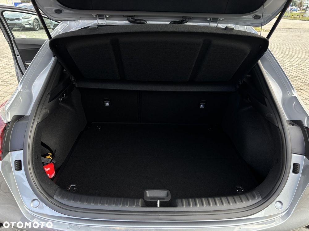 Kia XCeed 1.5 T-GDI M - 12