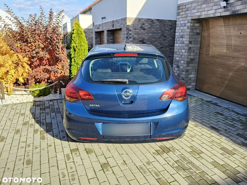 Opel Astra IV 1.6 Sport - 4