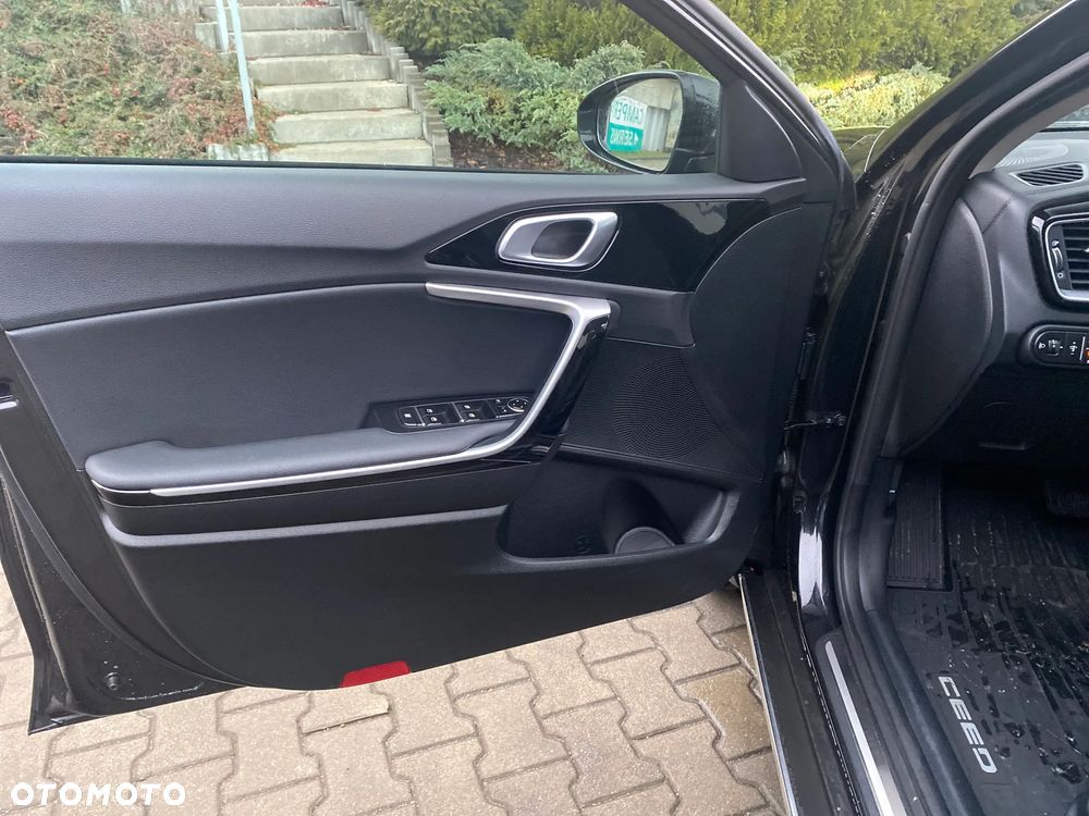 Kia XCeed 1.6 GDI PHEV Business Line DCT - 10