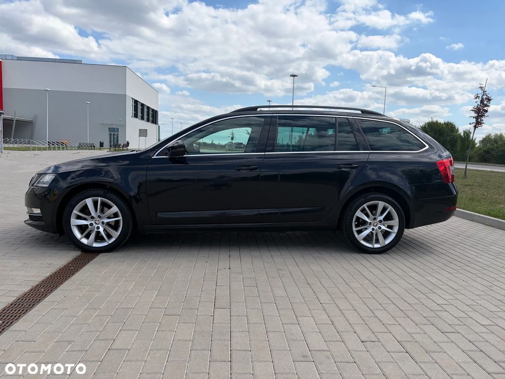 Skoda Octavia 2.0 TDI SCR Style DSG - 2