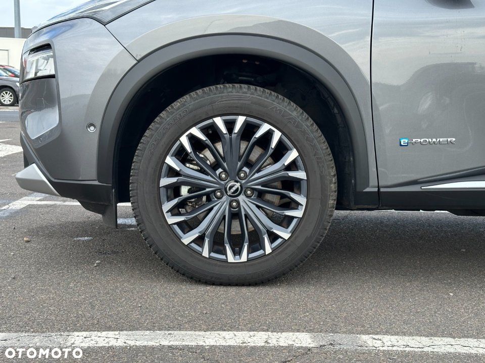 Nissan X-Trail - 12