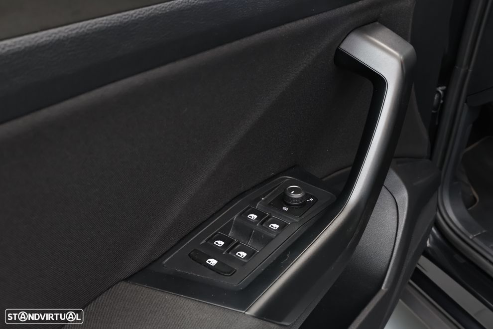 VW T-Roc 1.0 TSI - 23