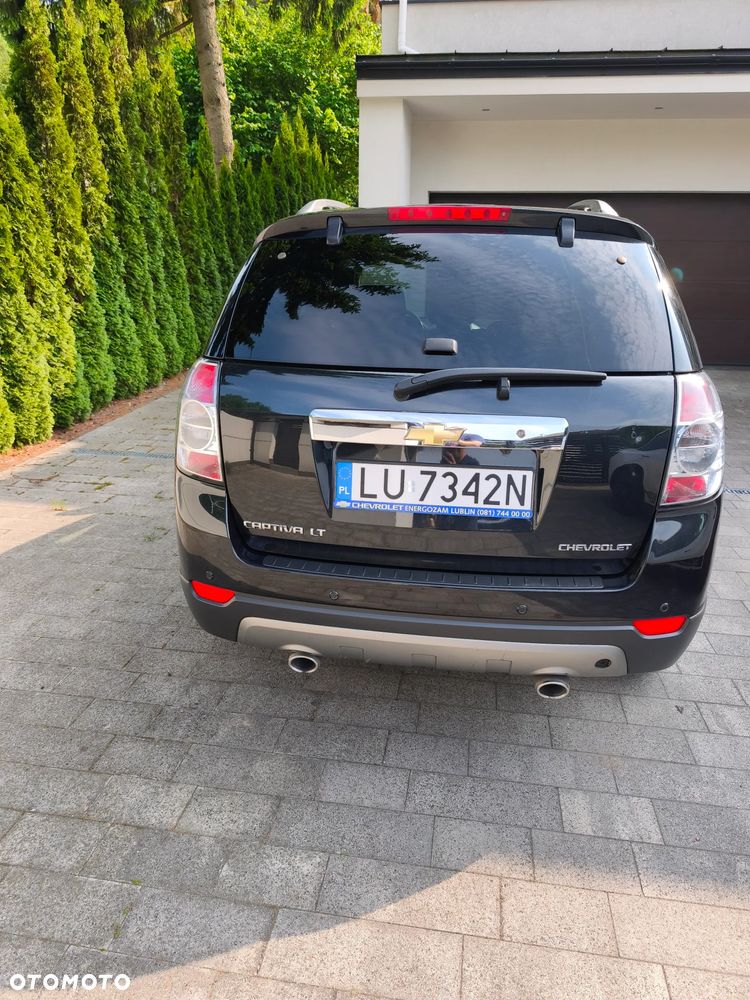 Chevrolet Captiva 2.0 d LT medium 5os - 8