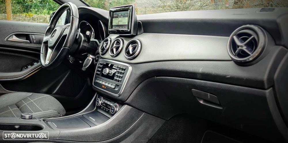 Mercedes-Benz GLA 220 d 7G-DCT AMG Line - 15