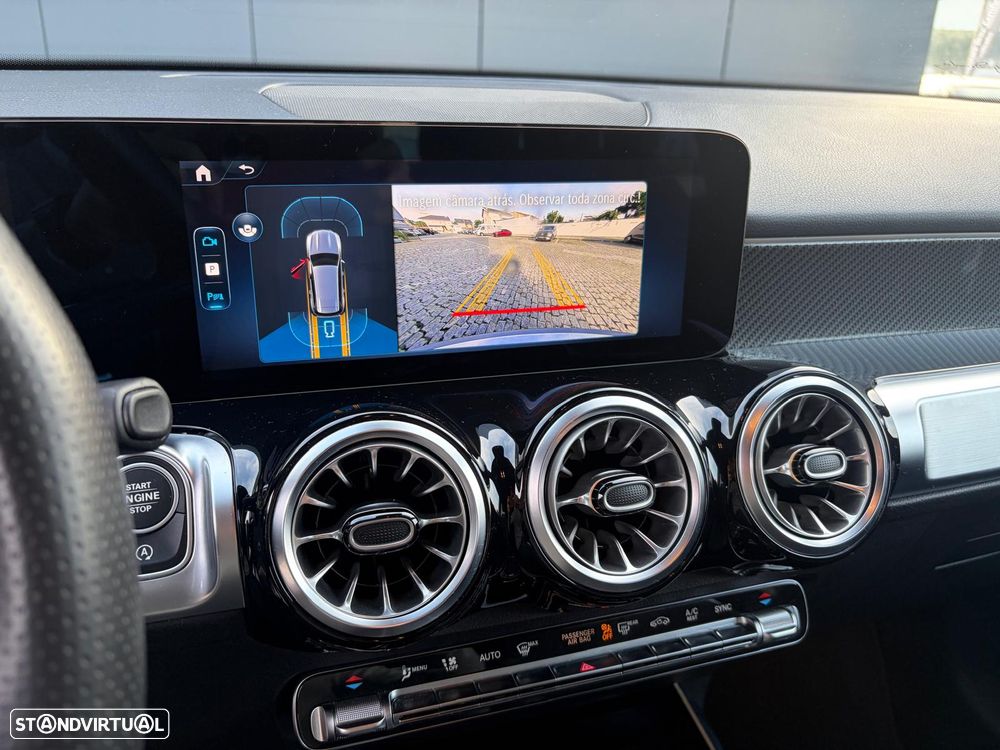 Mercedes-Benz GLB 180 d AMG Line - 11