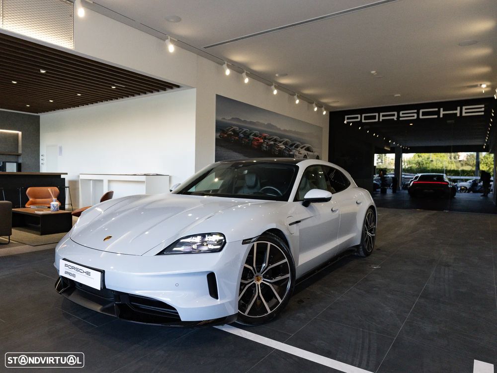 Porsche Taycan Sport Turismo 4S - 1