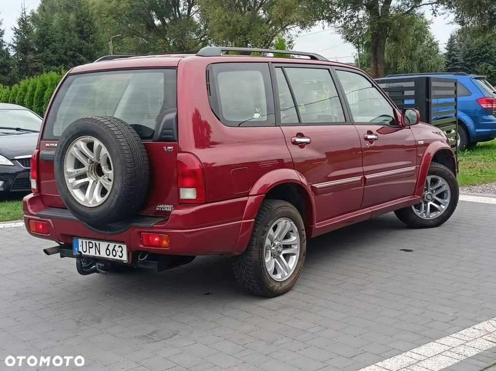 Suzuki XL7 - 22