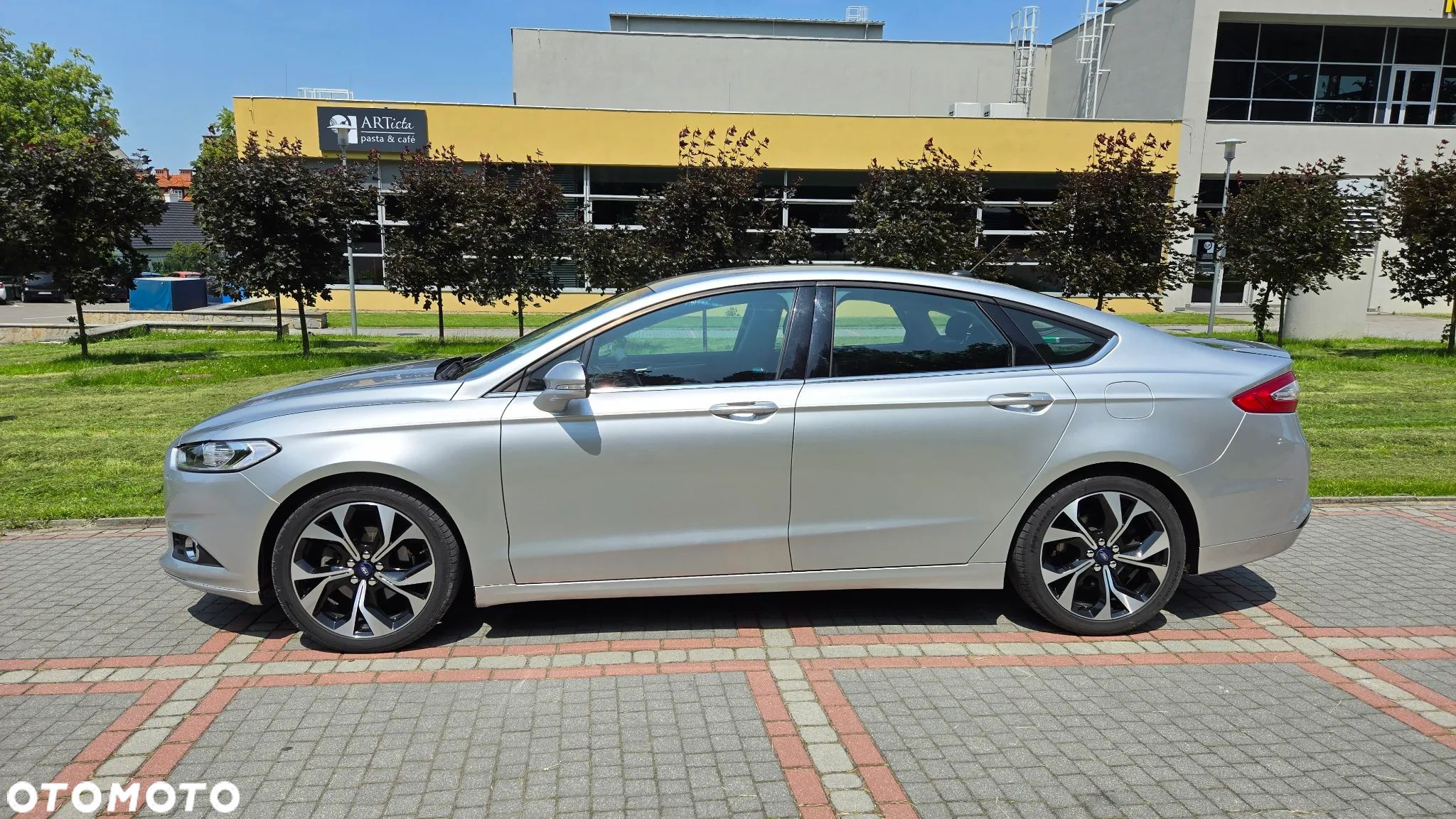 Ford Fusion - 1
