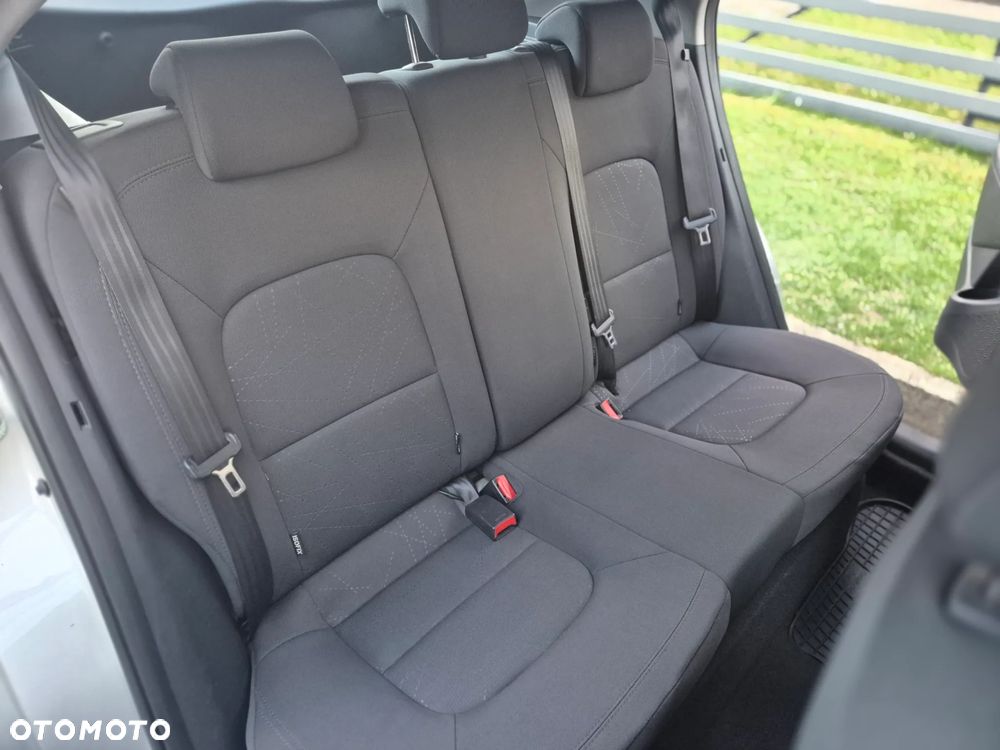 Kia Rio 1.2 Edition 7 - 18