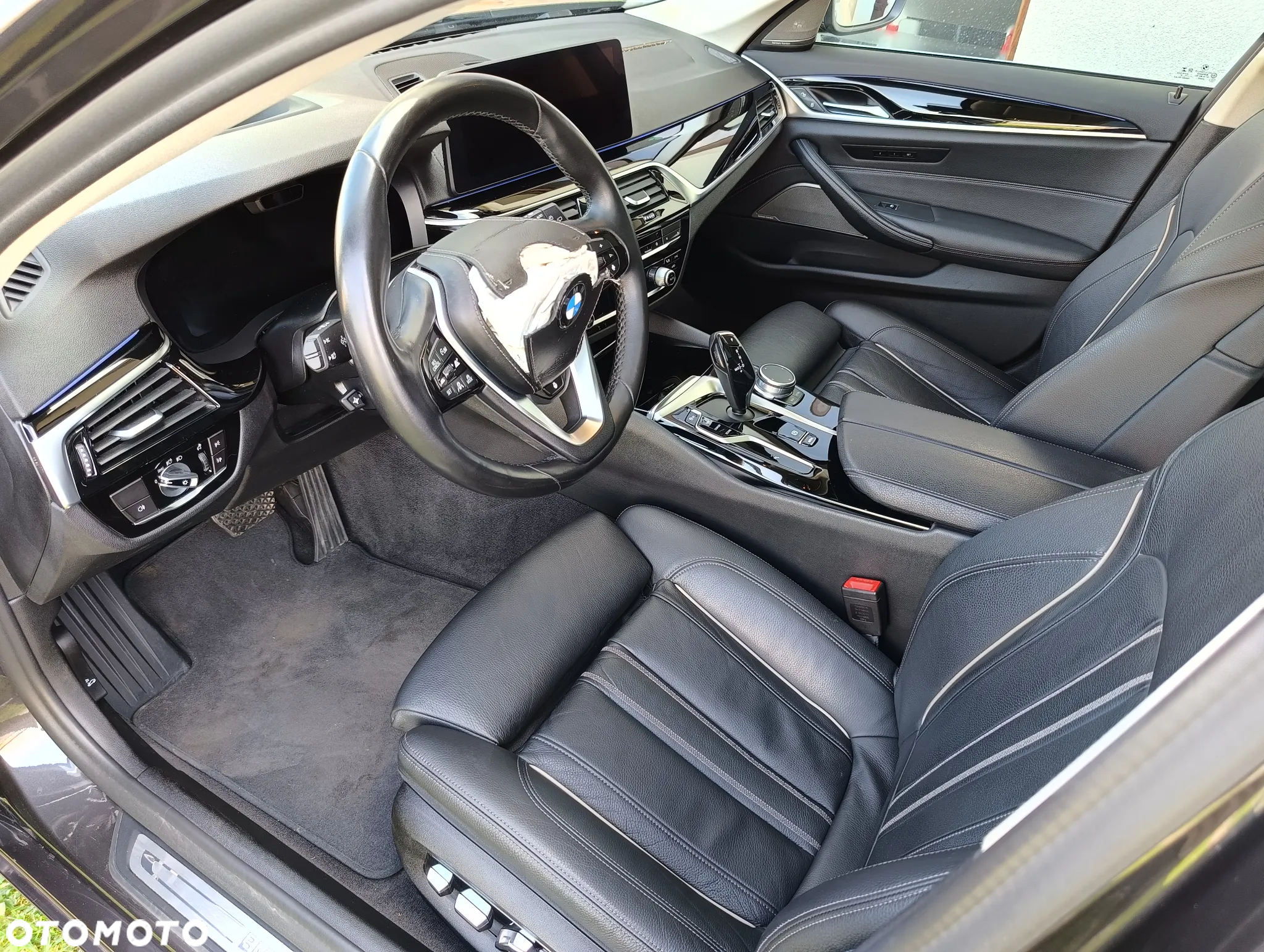 BMW Seria 5 520d Touring Sport Line - 27