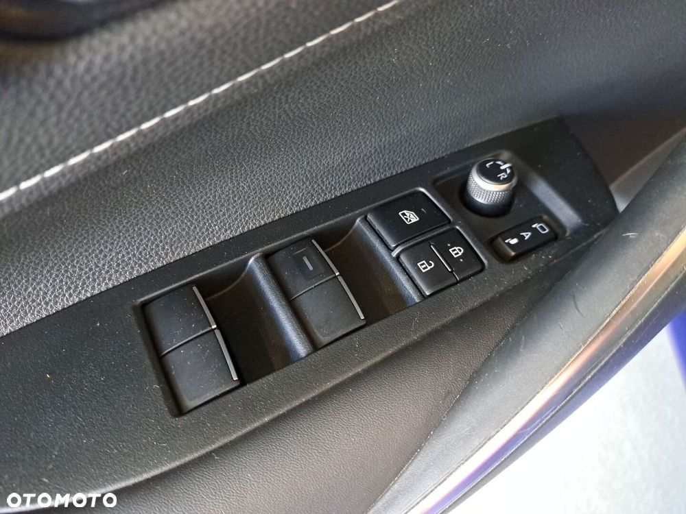 Toyota Corolla 1.8 Hybrid Style - 37