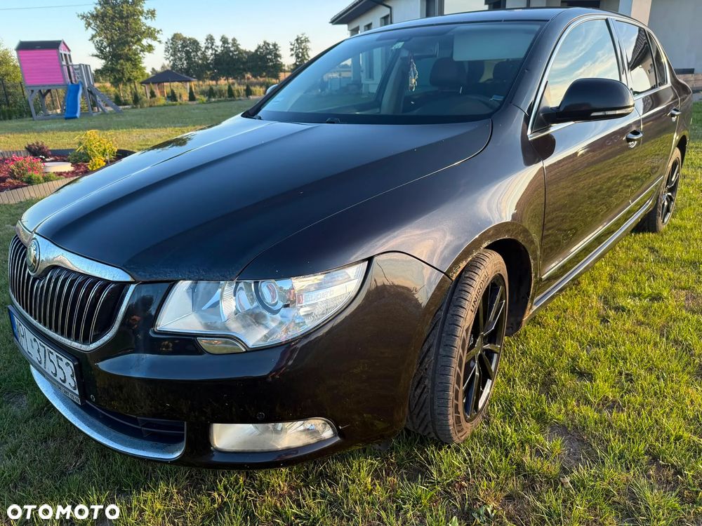 Skoda Superb 2.0 TDI DSG Elegance - 2