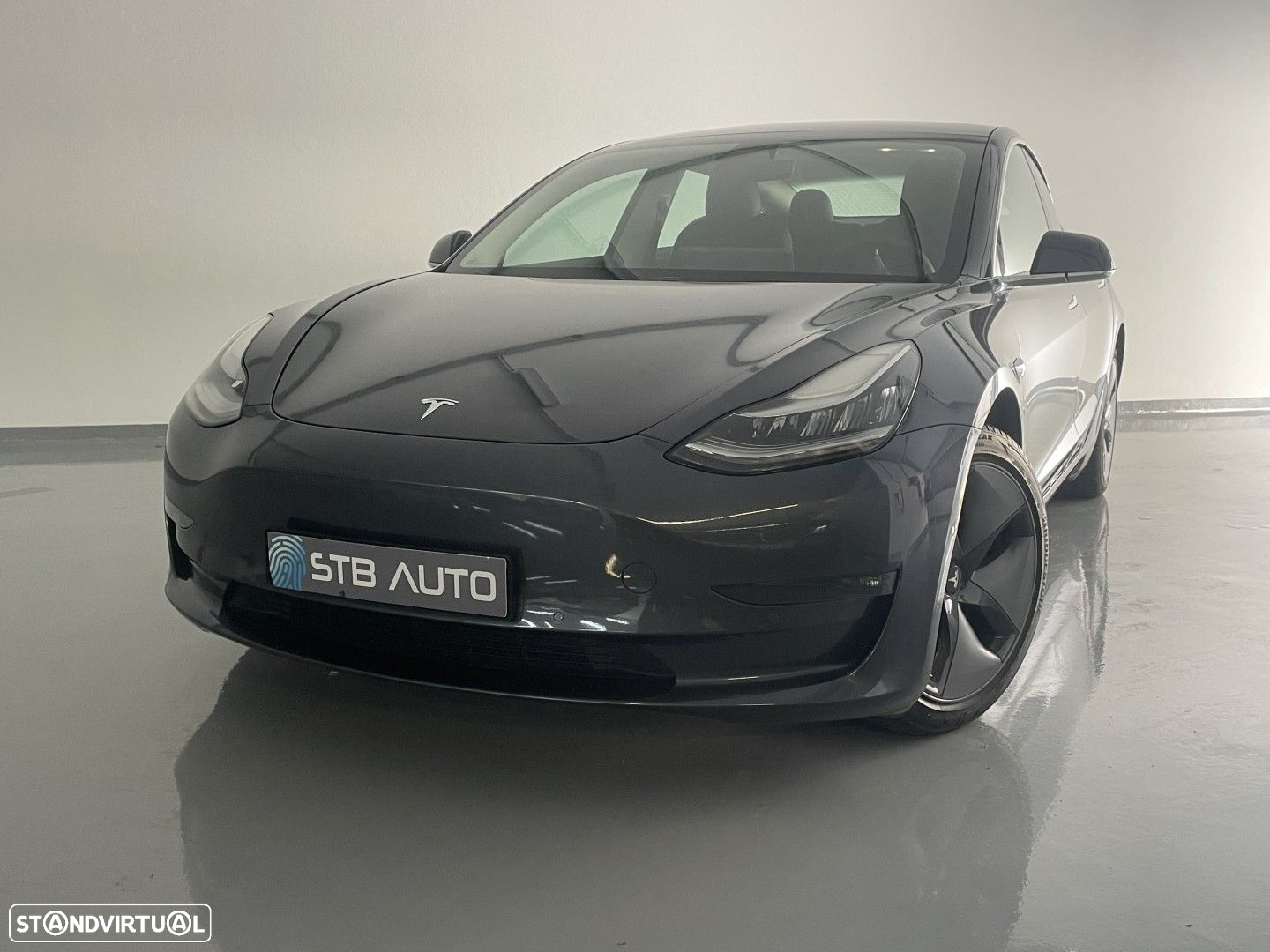 Tesla Model 3 Long-Range Dual Motor AWD - 3