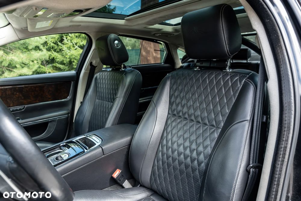 Jaguar XJ 3.0 T AWD Portfolio - 23