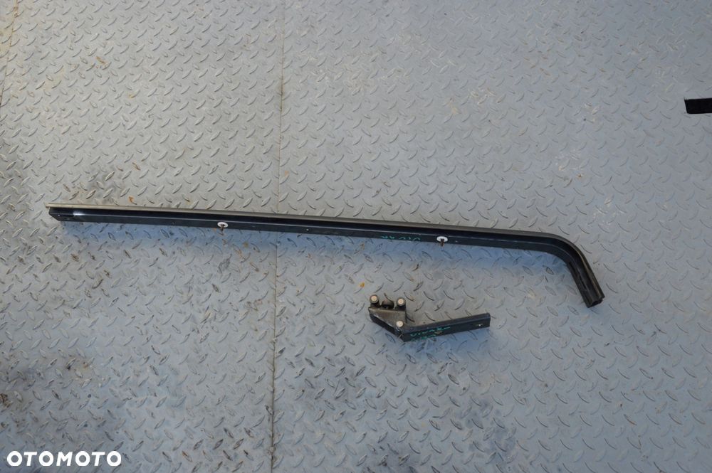 listwa prowadnica drzwi prawa renault trafic vivaro środkowa 06r - 3