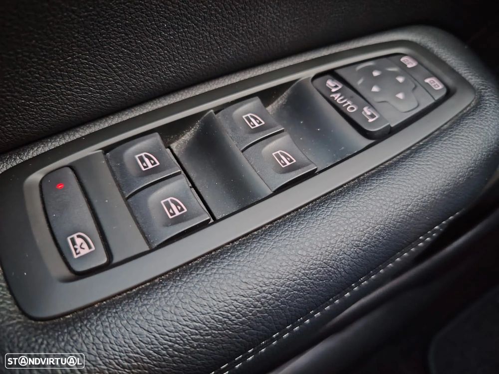 Renault Mégane Sport Tourer 1.6 E-Tech Plug-In E-Tech Hybrid Engineered - 8