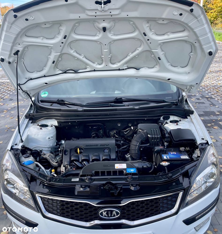 Kia Ceed 1.4 CVVT Attract - 38