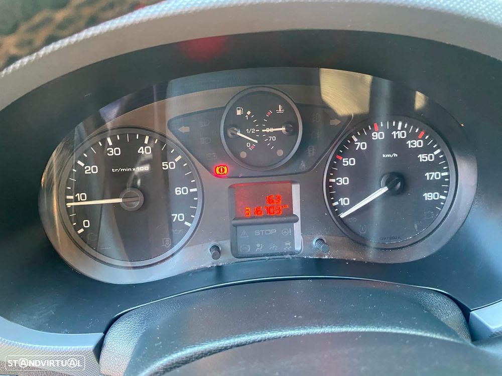 Citroën Berlingo 1.6 BlueHDi Feel - 19