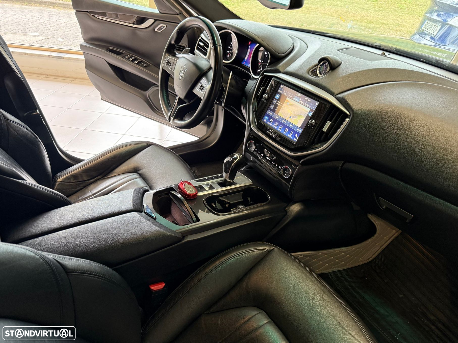 Maserati Ghibli Diesel GranSport - 44