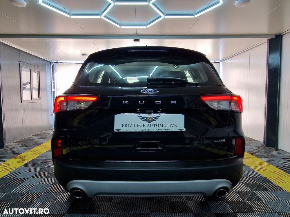 Ford Kuga 2.5 Duratec FHEV 4x4 TITANIUM - 4