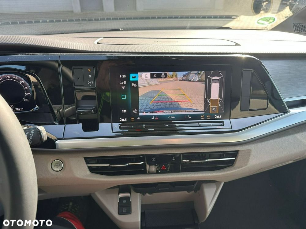 Volkswagen Multivan - 22