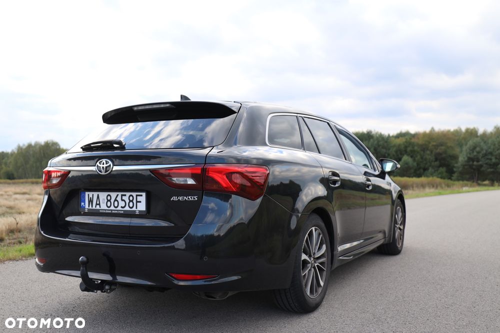Toyota Avensis 1.8 Premium MS - 4