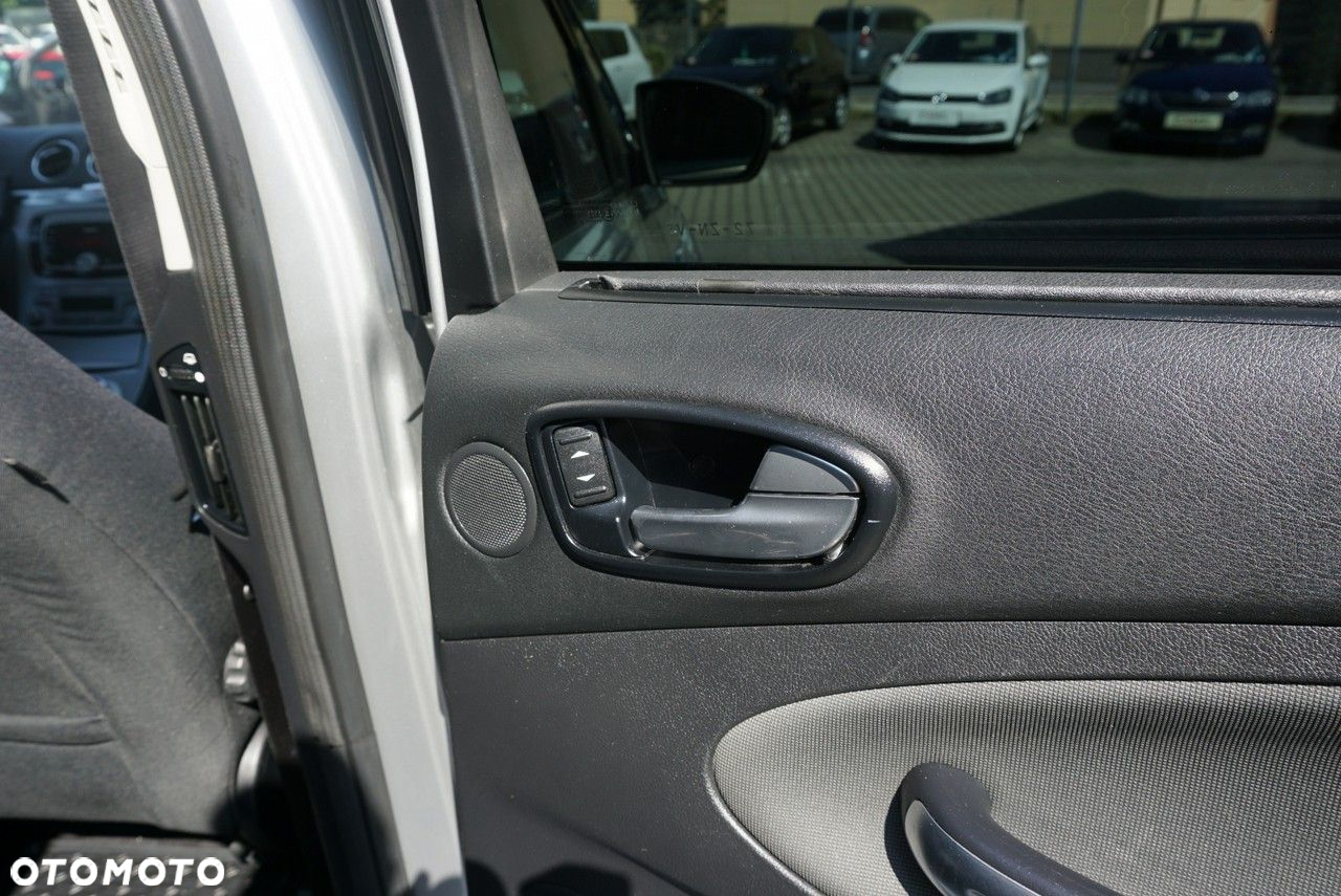 Ford S-Max - 15