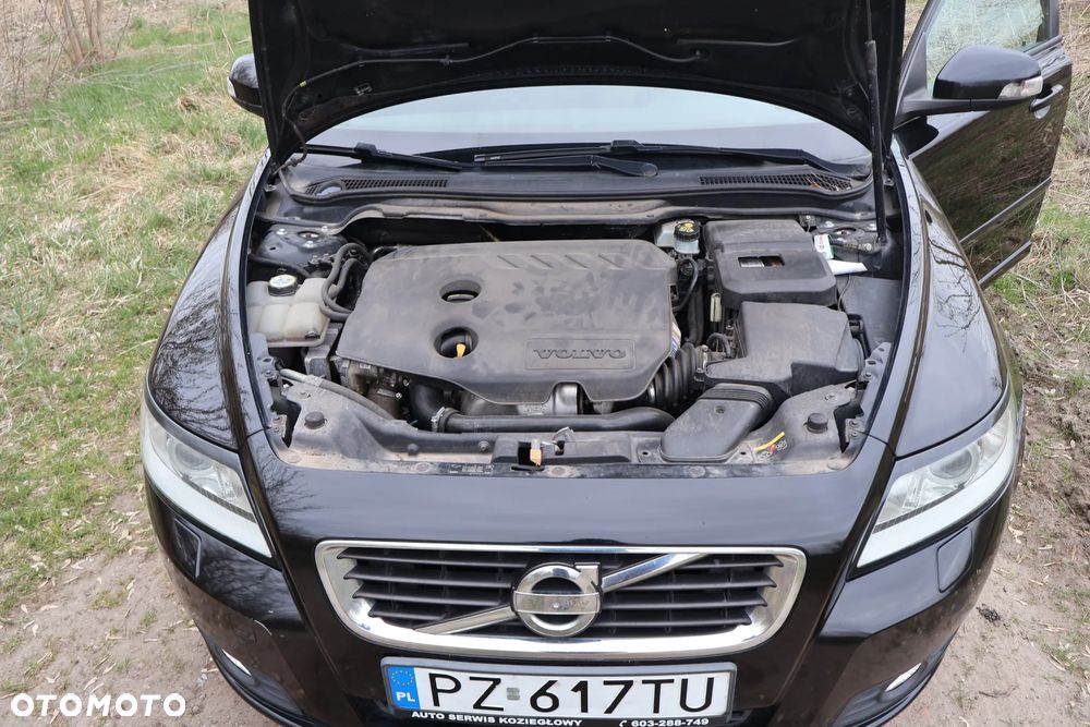 Volvo V50 D2 Momentum - 10