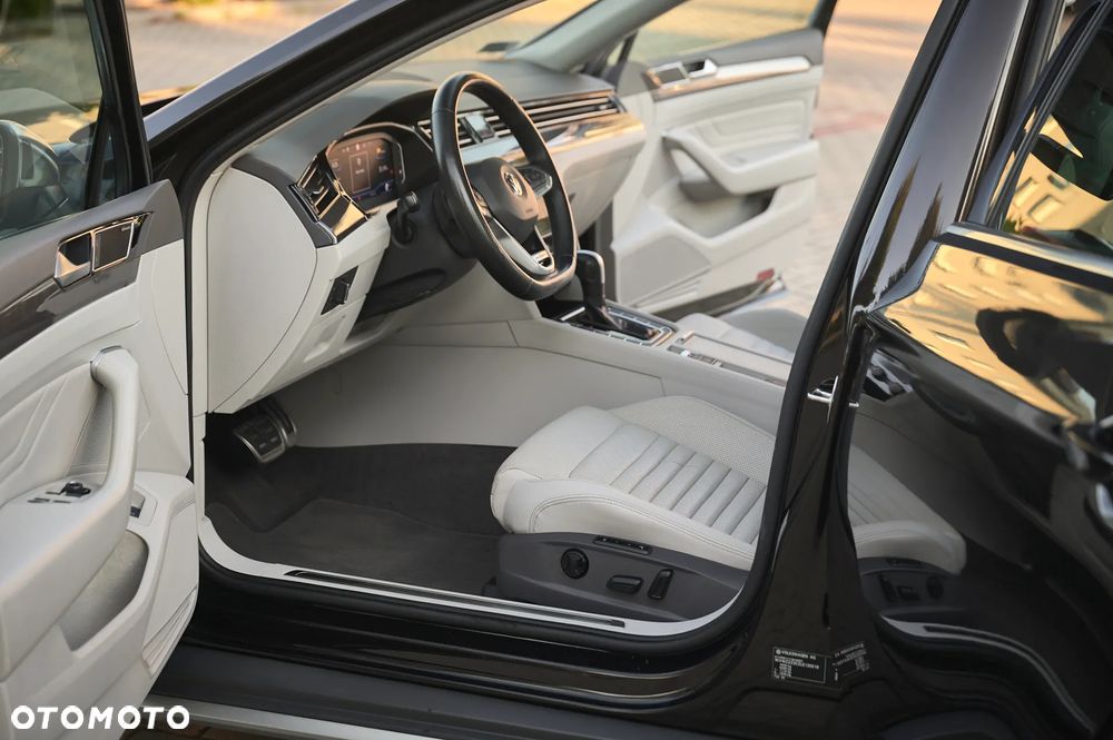 Volkswagen Passat Alltrack - 22