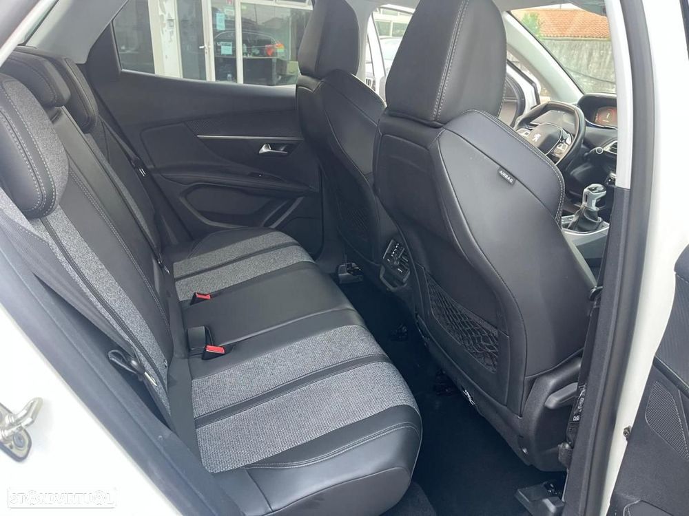 Peugeot 3008 1.6 BlueHDi Allure - 17